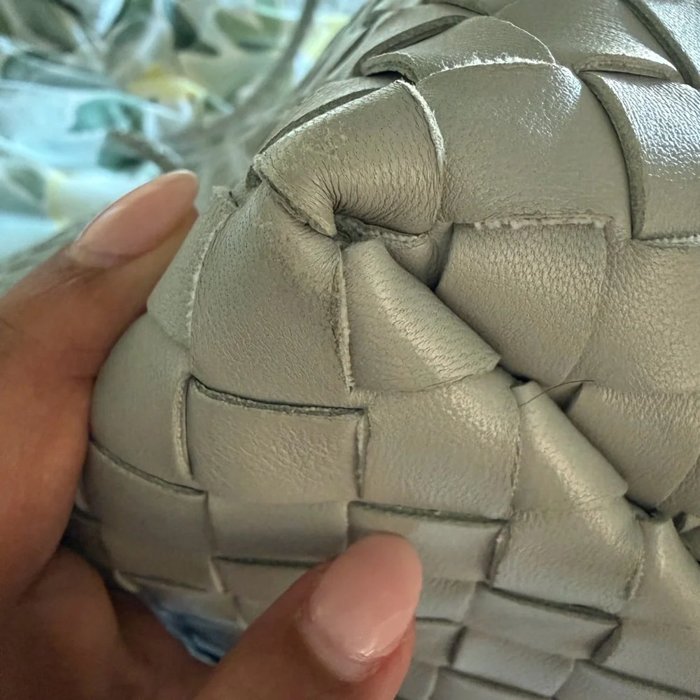 Bottega Veneta Medium Andiamo Bag — Grey Intrecciato Weave, Gold Hardware